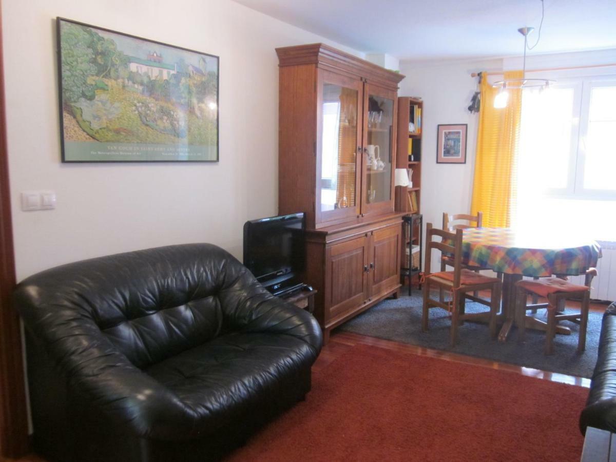 Ea Playa Montana45'guggemhein A 200m Andando Playa Y Del Centro Pueblo Appartement *